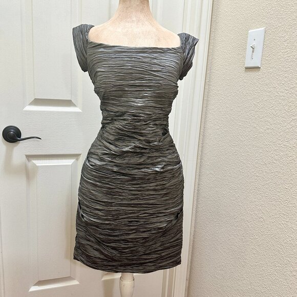 Jeanne Alexander Women's Ruched Crinkle Midi Dress Size 12 Metallic Silver - Picture 16 of 16